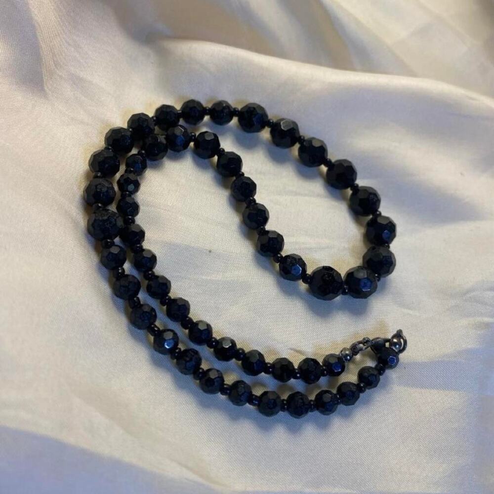 Vintage Faceted Black Glass Bead Necklace Graduated Sparkling Classic Jewelry